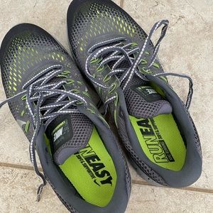 Nike Run Easy running sneakers shoes